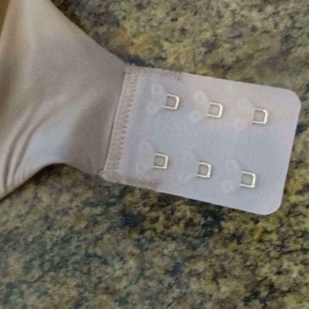 Cuup ‘The Scoop’ Unlined Taupe Bra 30H - Picture 4 of 8